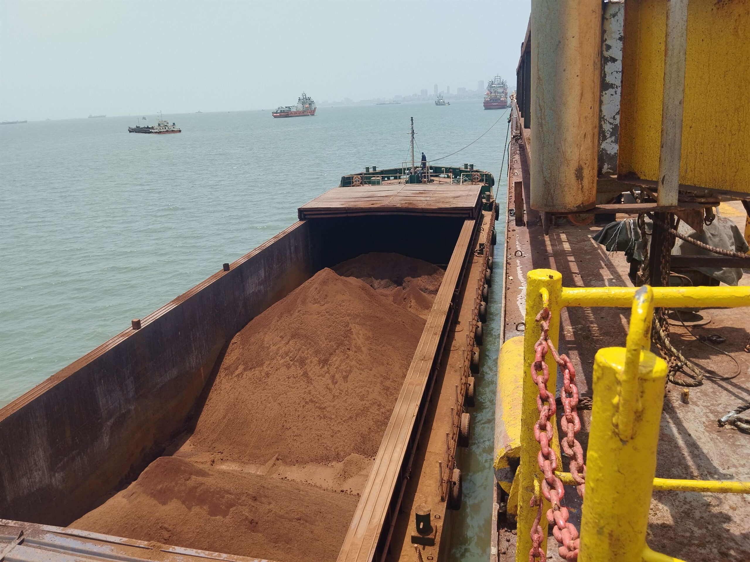 Mass Image Compressor Compressed this image. https://sourceforge.net/projects/icompress/ with Quality:80