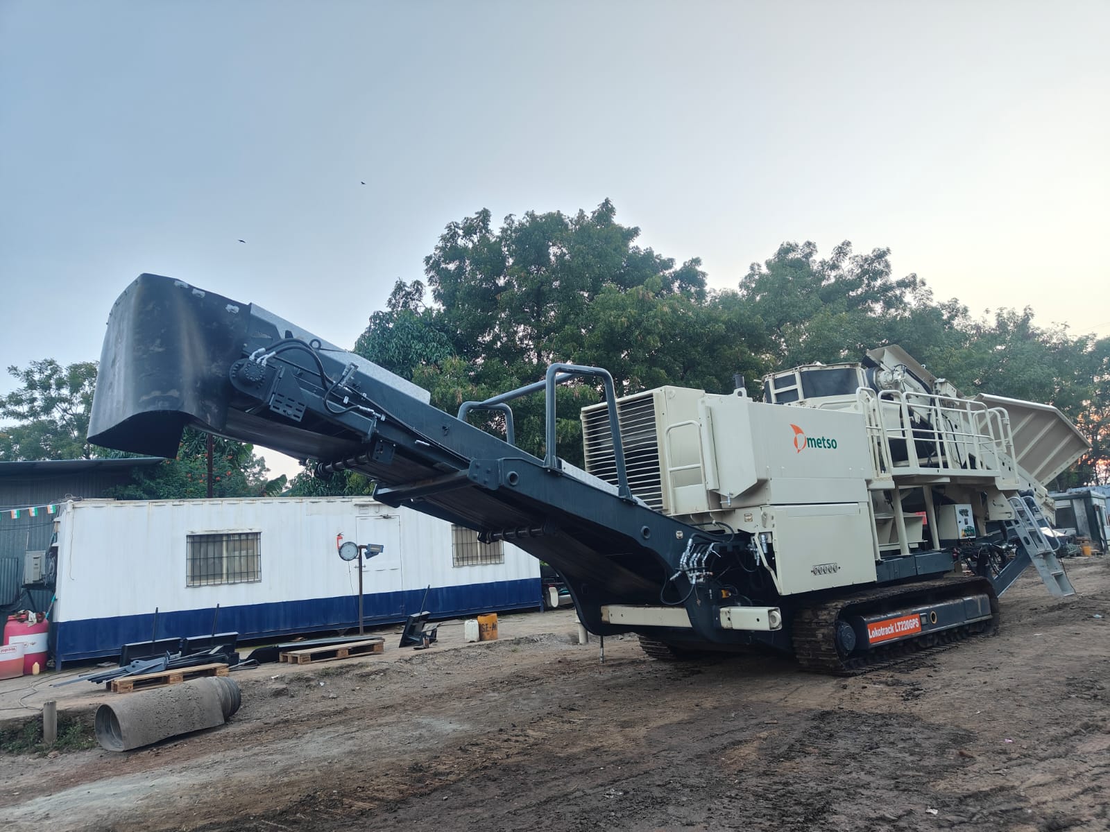 WhatsApp Image 2025-11-14 at 4.05.11 PM